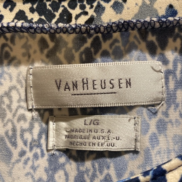 VanHeusen blouse. Ladies Lg. Like new!! - Picture 3 of 7